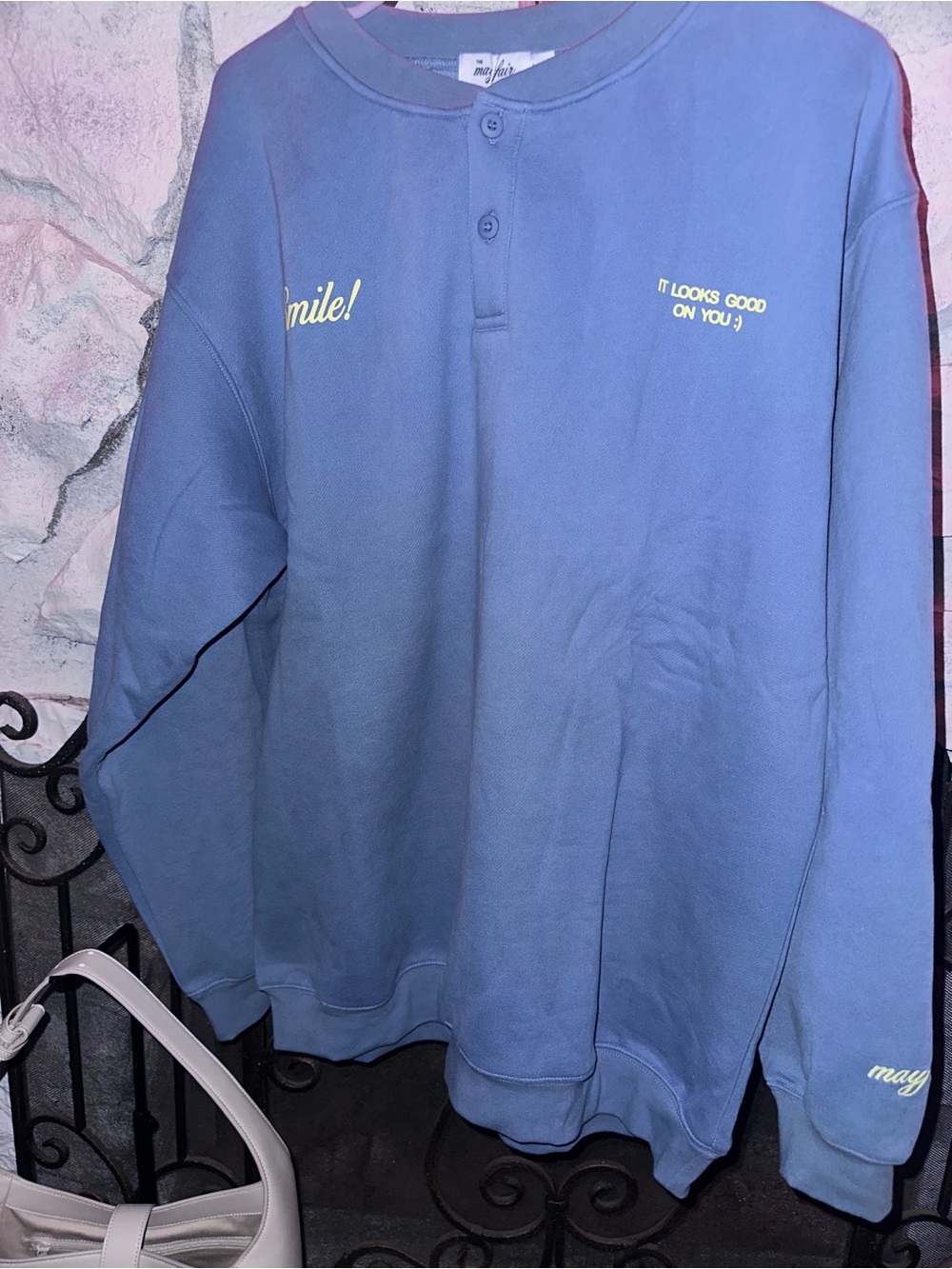 Casual Blue Crewneck Sweatshirt with Smile Graphic